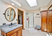 243-greenleaf-primary-bath-2